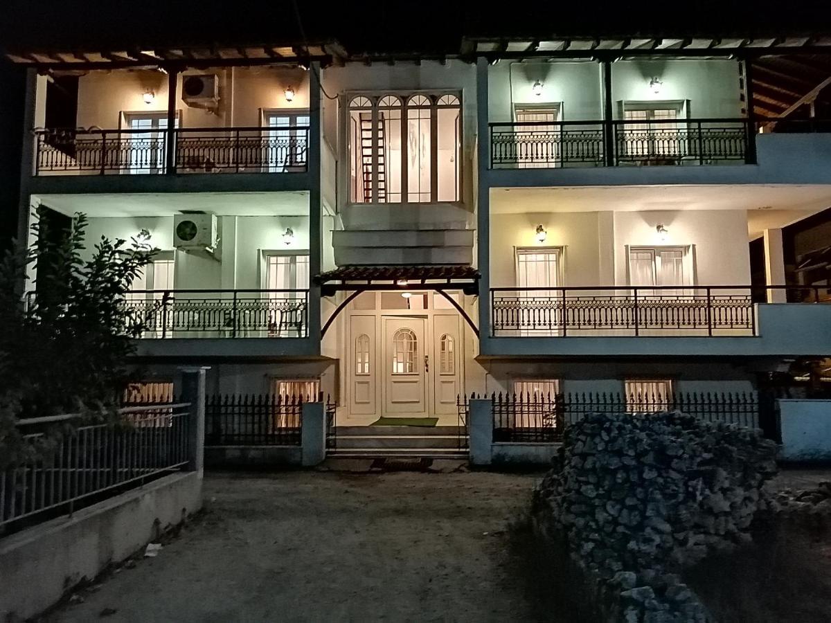 Villa Alexandra Ierissos Bagian luar foto